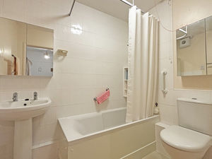 Photo 11- click for photo gallery